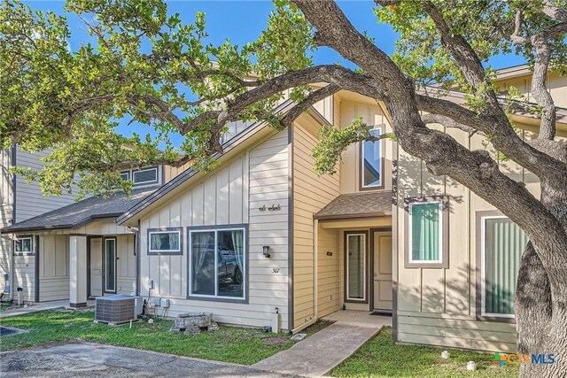 507 Venture Blvd, Point Venture, TX 78645 - photo 2