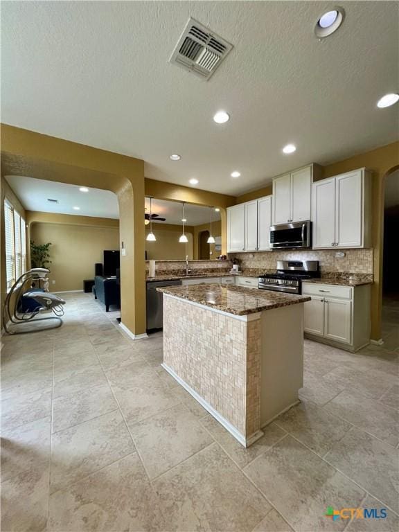 7623 Eagle Park Dr, San Antonio, TX 78250 - photo 15