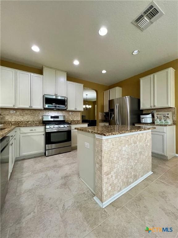7623 Eagle Park Dr, San Antonio, TX 78250 - photo 13