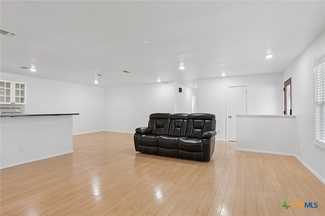 1334 Carnation Ln, New Braunfels, TX 78130 - sitting room featuring light wood finished floors and recessed lighting