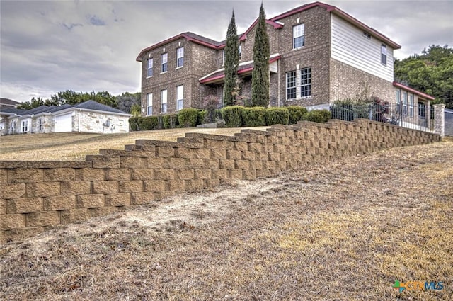 view of front of house