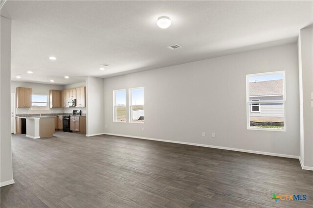 196 Lavender Ln, Elgin, TX 78621 - photo 15