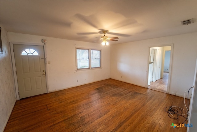 entrance foyer featuring hardwood / wood-style flooring and ceiling fan