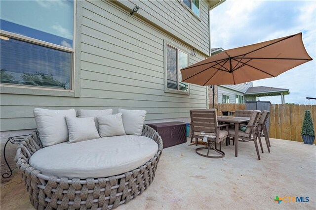 5998 Galveston Rd, Belton, TX 76513 - view of patio / terrace featuring outdoor dining space