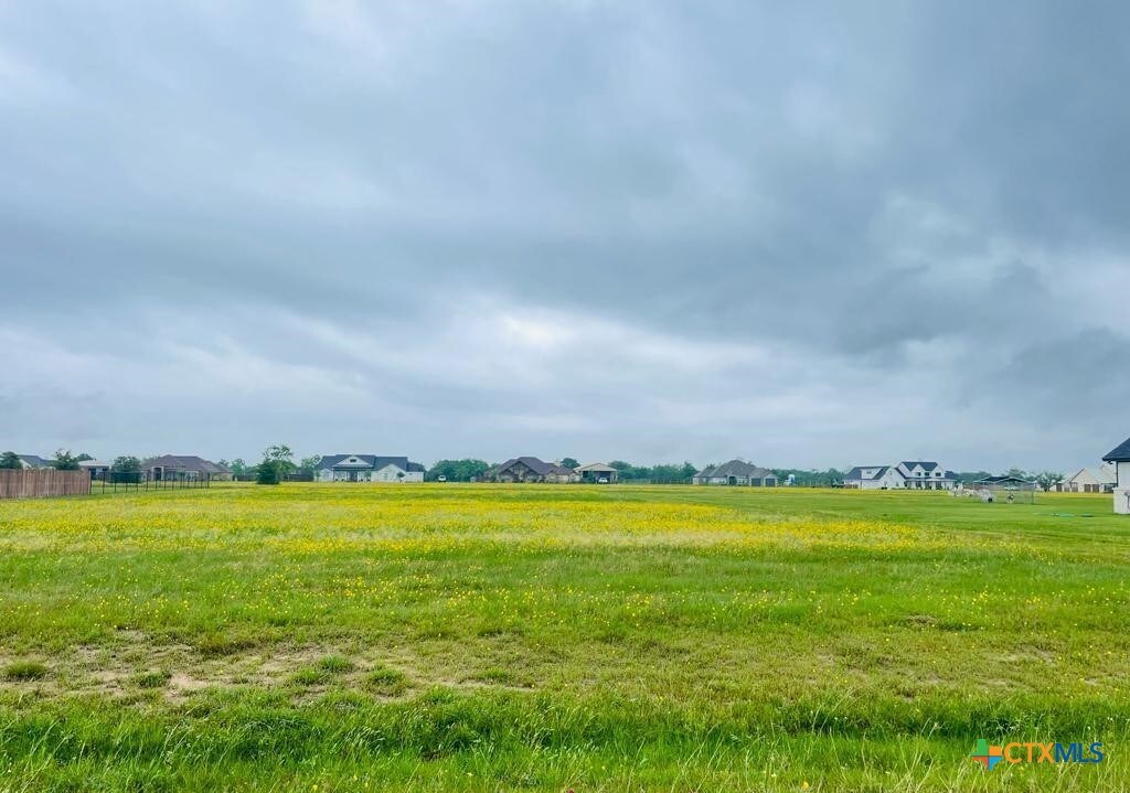 857 Sendera Loop, Victoria, TX 77904 - photo 1
