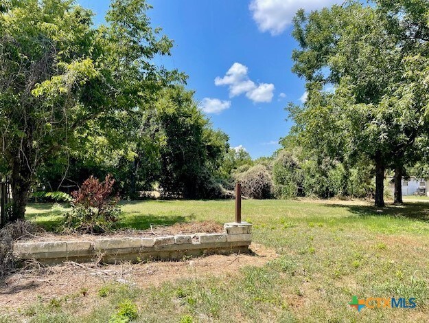 806 N Madison Ave, Cameron TX, 76520 land for sale