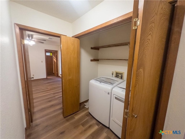 101 Maplewood Dr Unit 28, Victoria, TX 77901 - washroom with separate washer and dryer, wood finished floors, and a ceiling fan