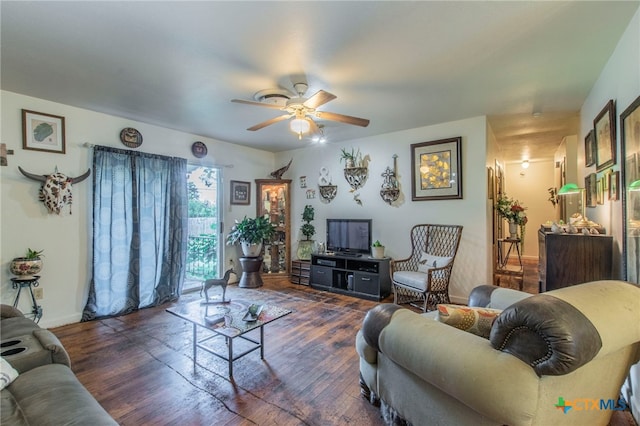 1105 E Robertson Ave, Copperas Cove, TX 76522 - living area featuring a ceiling fan and wood finished floors