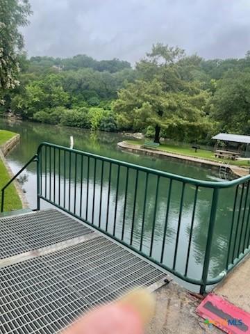 972 Allen Ave, New Braunfels, TX 78130 - photo 2