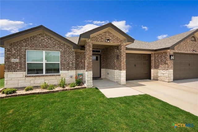 6105 Dorado Dr, Killeen, TX 76542 - ranch-style home featuring a shingled roof, brick siding, driveway, and a garage