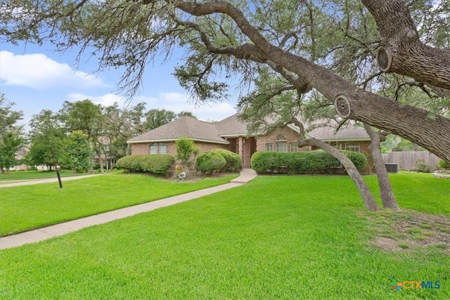 1002 Crescent Dr, Belton, TX 76513 - photo 1