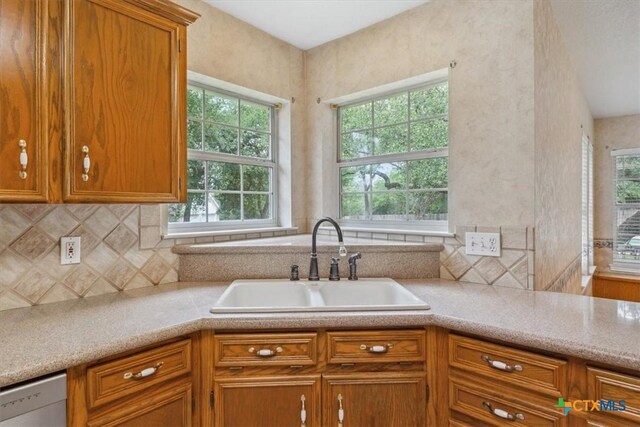 1002 Crescent Dr, Belton, TX 76513 - photo 10