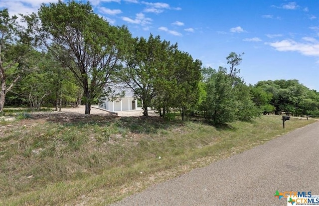 Listing photo 2 for 6564 Toll Bridge Rd, Belton TX 76513