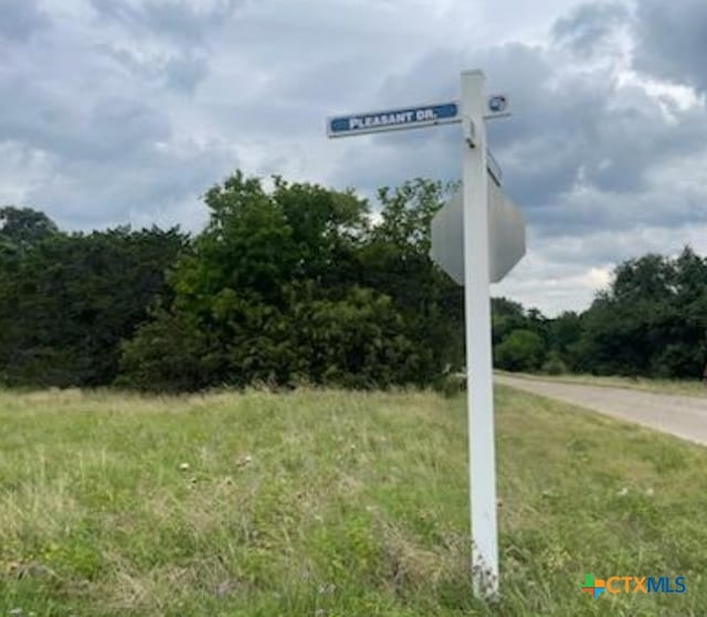 6027 Wildwood Dr, Whitney, TX 76692 - photo 2