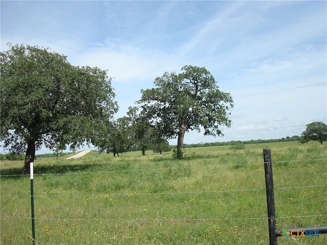 Listing photo 3 for 2626 Tschoepe Rd, Seguin TX 78155