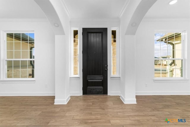 4121 Turning Leaf Dr, Nolanville, TX 76559 - kitchen with appliances with stainless steel finishes, a sink, ornamental molding, gray cabinets, and light countertops