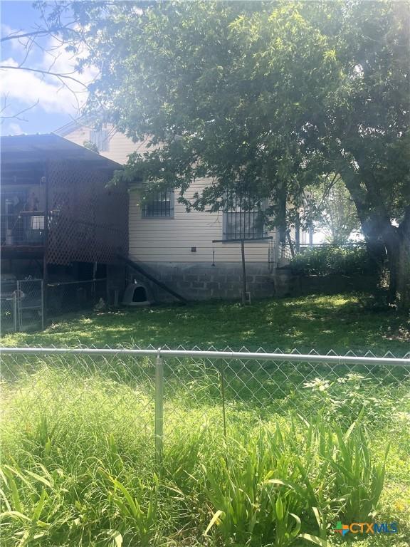 307 N 8th St, Lometa, TX 76853 - photo 5
