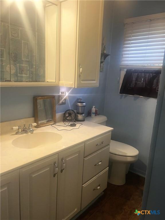 307 N 8th St, Lometa, TX 76853 - photo 21
