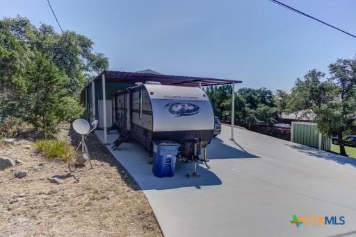 162 Canyon Crk, Canyon Lake, TX 78133 - exterior space
