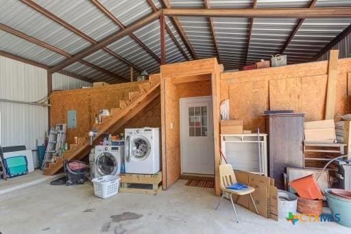 162 Canyon Crk, Canyon Lake, TX 78133 - garage with metal wall