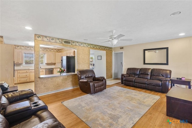 1901 Bon Aire Ave, Victoria, TX 77901 - photo 5