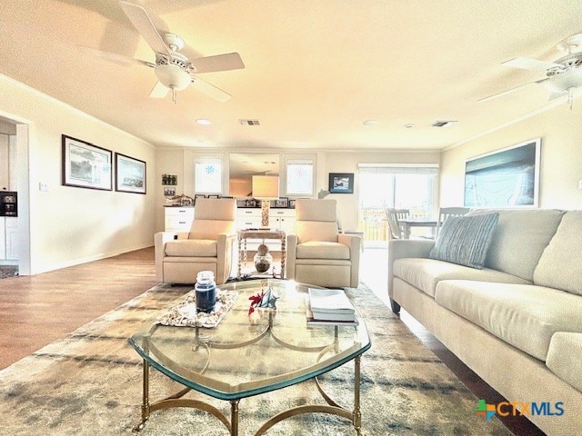 604 W Maple St, Port Oconnor, TX 77982 - photo 9