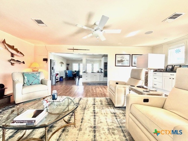 604 W Maple St, Port Oconnor, TX 77982 - photo 10