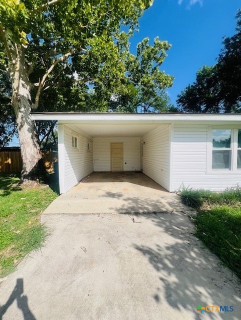 616 Conway Dr, San Marcos, TX 78666 - photo 3