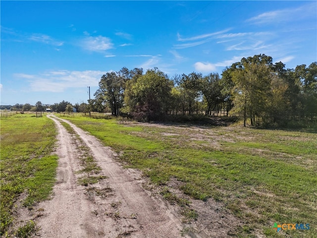 Listing photo 3 for 472 Wiggins Rd, West TX 76691