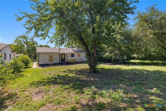 1303 N W S Young Dr, Killeen, TX 76543 - view of grassy yard featuring entry steps