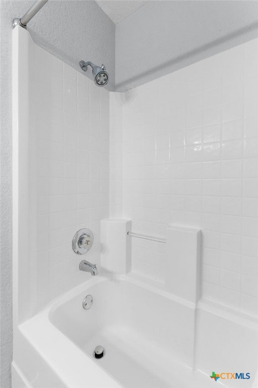 bathroom featuring shower / tub combination