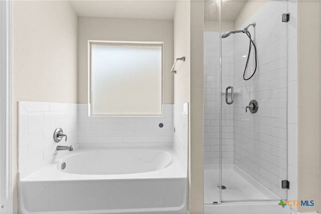 1203 Roma St, Harker Heights, TX 76548 - full bath with a shower stall and a garden tub