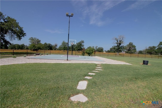 547 Powder Rdg, Luling, TX 78648 - view of yard featuring community basketball court