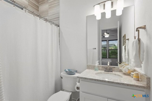 119 Rivalto Dr, Horseshoe Bay, TX 78657 - full bath with vanity, toilet, and curtained shower