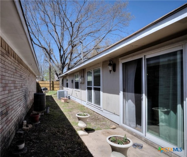 5110 Sam Houston, Temple, TX 76502 - view of yard