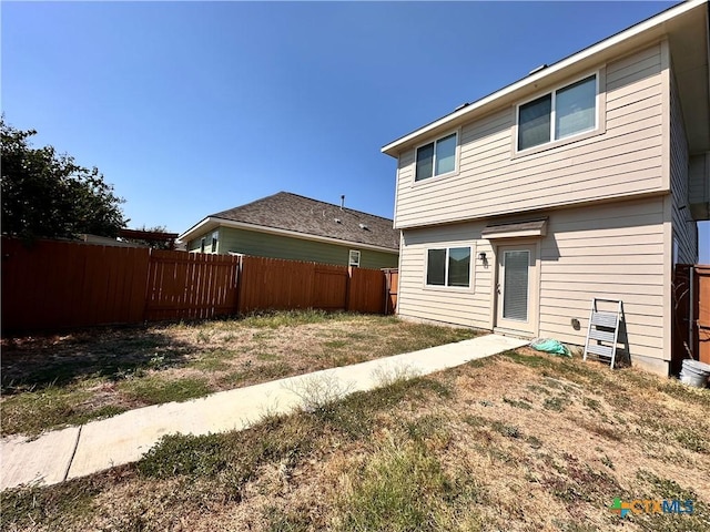 125 Duck Creek Trl, San Marcos, TX 78666 - view of rear view of house