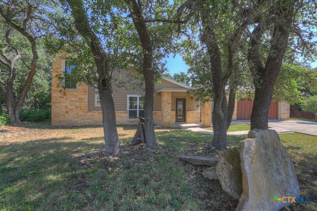 3055 Lakeview Dr, Canyon Lake, TX 78133 - view of front of property featuring stone siding