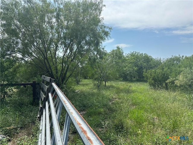 810 Water Tower Rd, Seguin, TX 78155 - photo 2