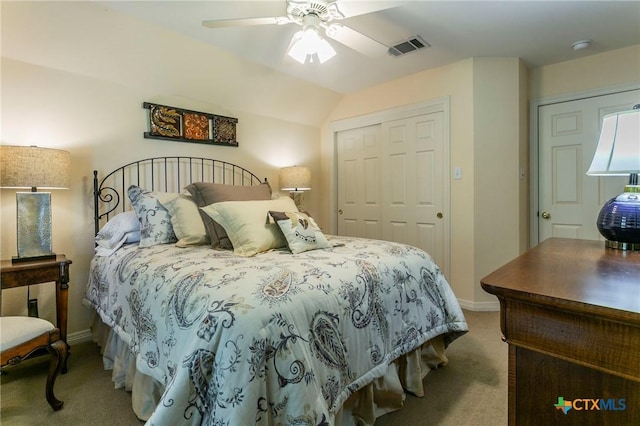 1320 Daisy Ln, Temple, TX 76502 - bedroom featuring carpet flooring, a closet, and ceiling fan