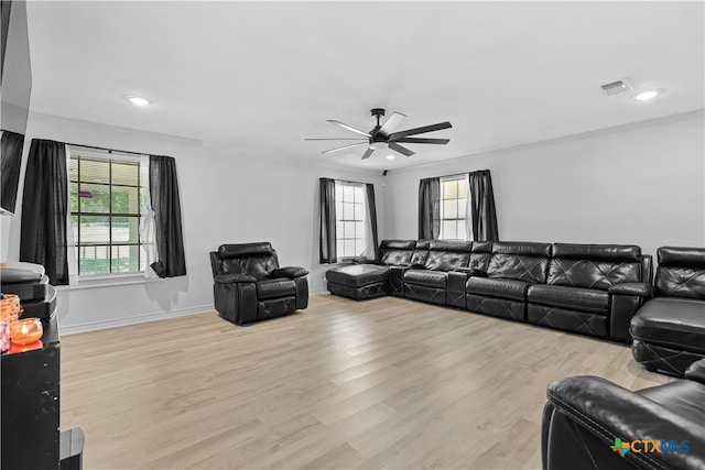 120 Mighty Oak Ln, Killeen, TX 76542 - living room with ceiling fan, healthy amount of natural light, light wood-style flooring, ornamental molding, and recessed lighting
