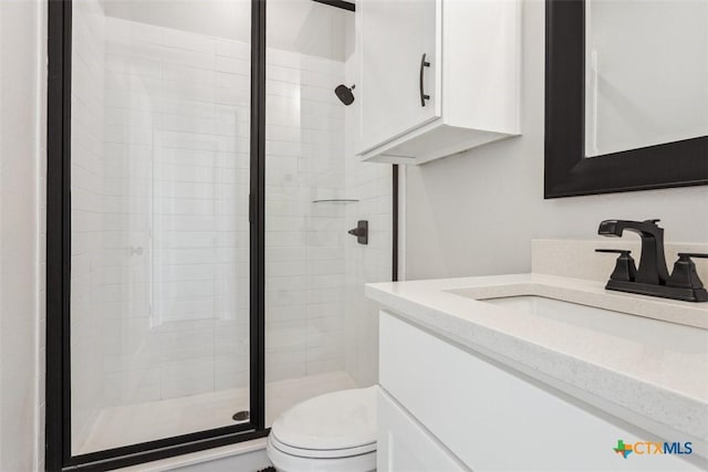 5410 Tabbs Ct, Belton, TX 76513 - full bath with a shower stall, toilet, and vanity