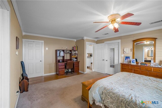 124 County Road 356b, Shiner, TX 77984 - bedroom with ornamental molding, carpet floors, an office area, baseboards, and ceiling fan