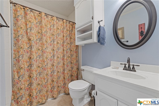 full bath with a textured ceiling, tile patterned flooring, toilet, a shower with shower curtain, and vanity