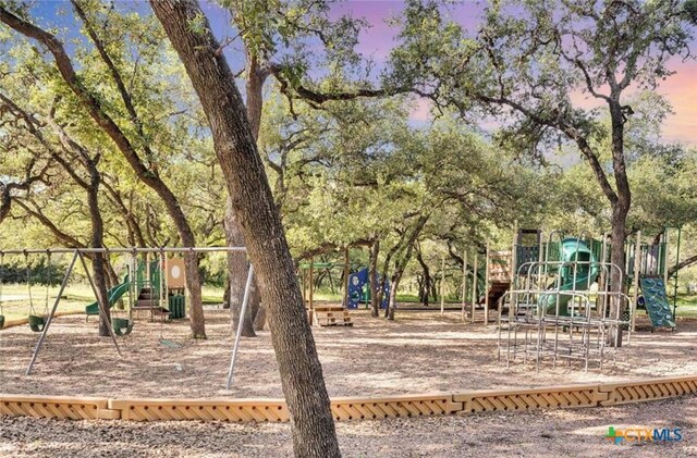 405 Alva Dr, Spicewood, TX 78669 - photo 38
