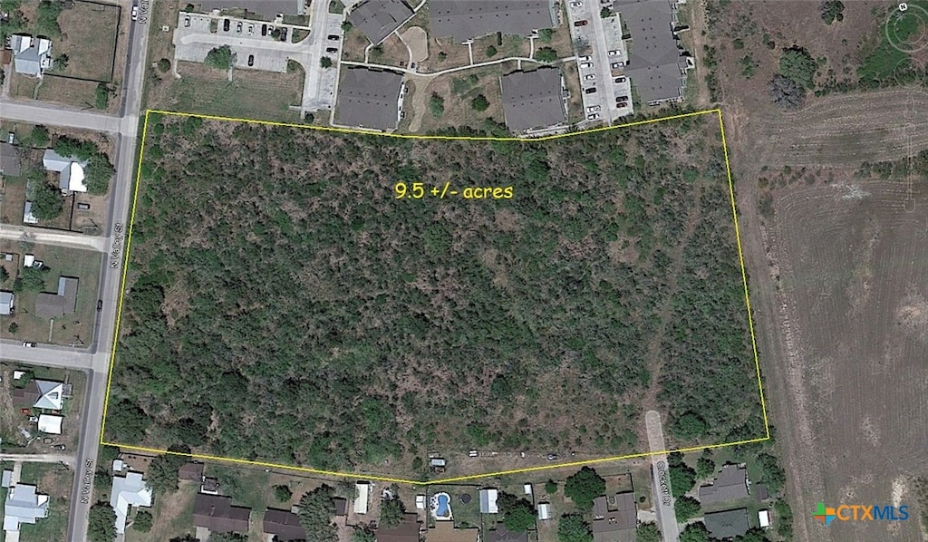 01 N Valley St, Cuero, TX 77954 - photo 1
