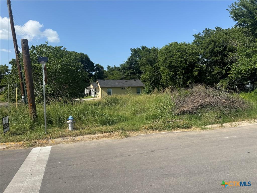 1219 S 24th St, Temple, TX 76501 - photo 2