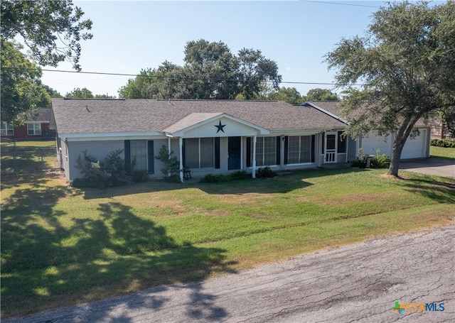 221 Oleander Ave, Tivoli, TX 77990 - photo 3