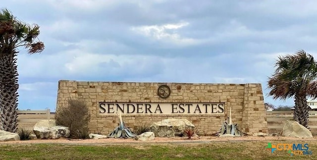 Listing photo 2 for 363 Sendera Loop, Victoria TX 77904