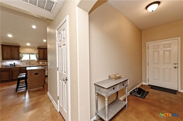 1130 Thousand Oaks Trl, Liberty Hill, TX 78642 - photo 3