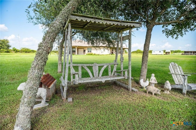 196 Garza Rd, Port Lavaca, TX 77979 - view of green lawn